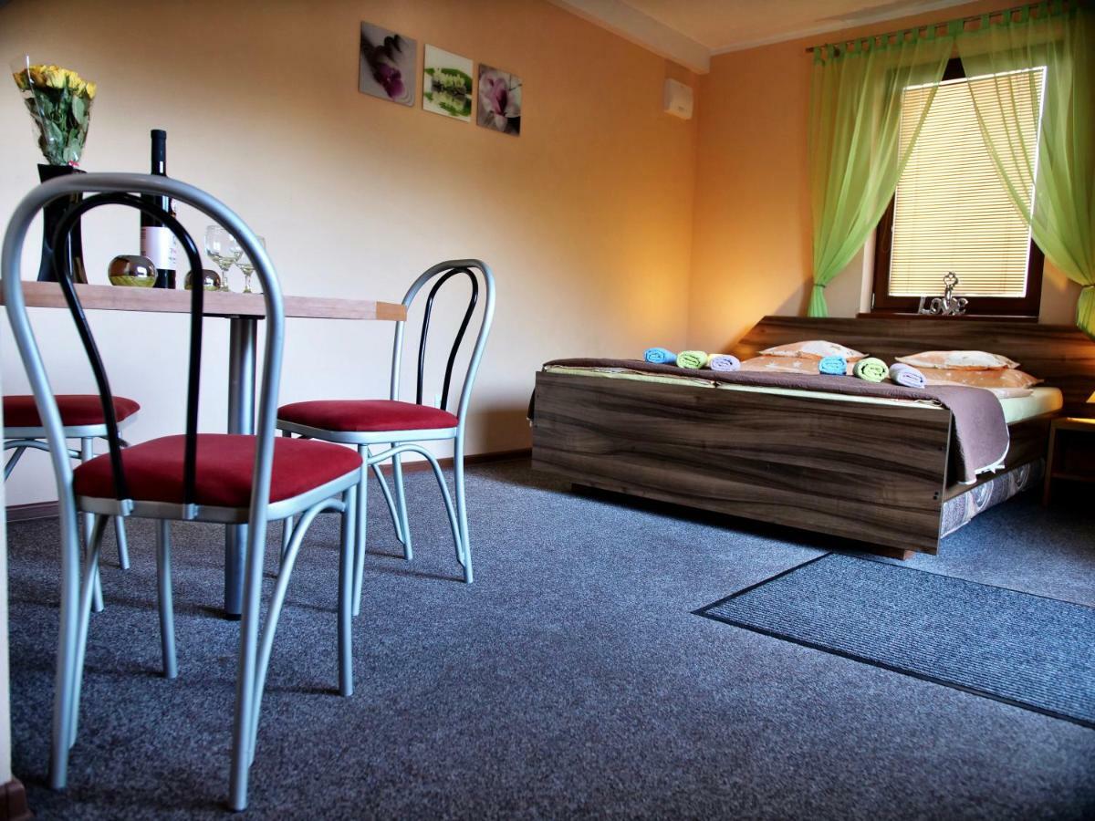 Apartmany U Slavky Besenova Bagian luar foto