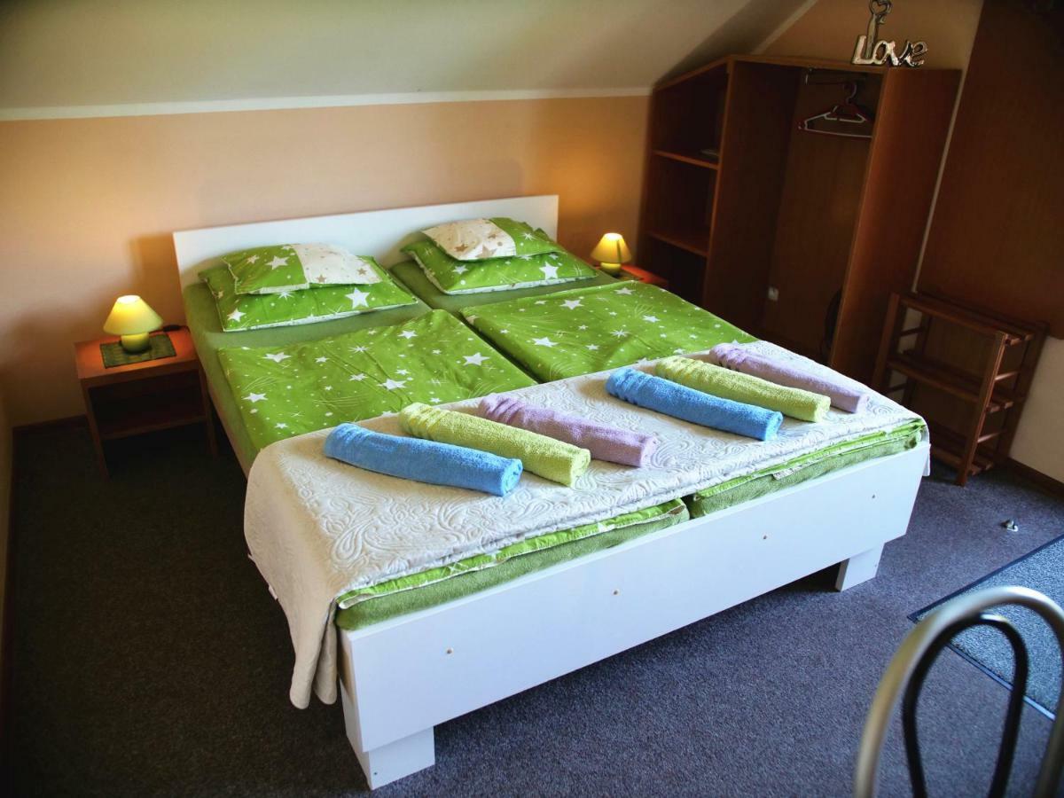 Apartmany U Slavky Besenova Bagian luar foto
